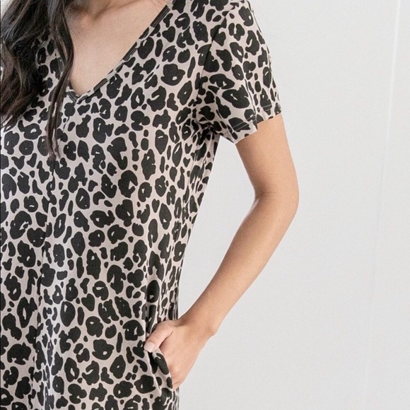 Smash and Tess Pants - NWOT Smash & Tess Sunday Shorty Leopard Romper